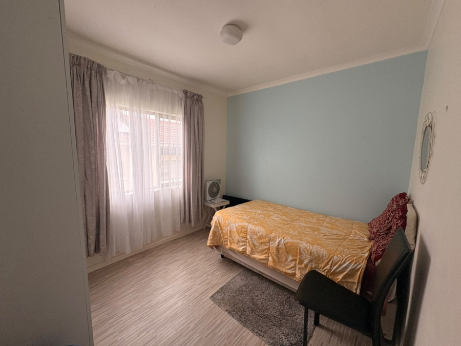 3 Bedroom Property for Sale in Cove Rock Eastern Cape